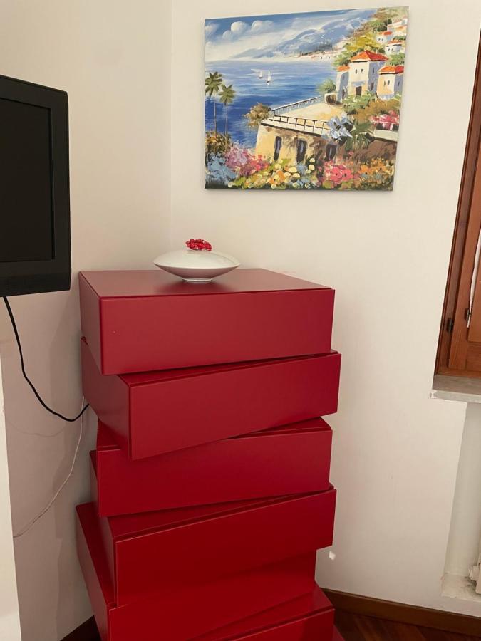 Ti Racconto Il Mare Apartment Salerno Luaran gambar