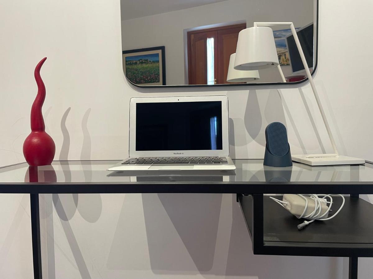 Ti Racconto Il Mare Apartment Salerno Luaran gambar
