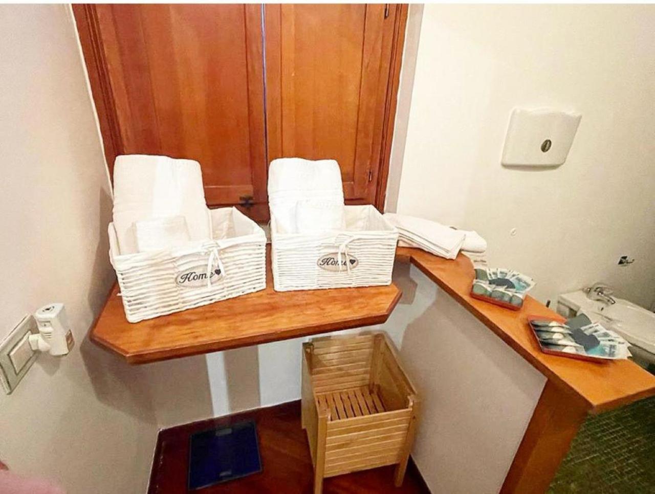 Ti Racconto Il Mare Apartment Salerno Luaran gambar