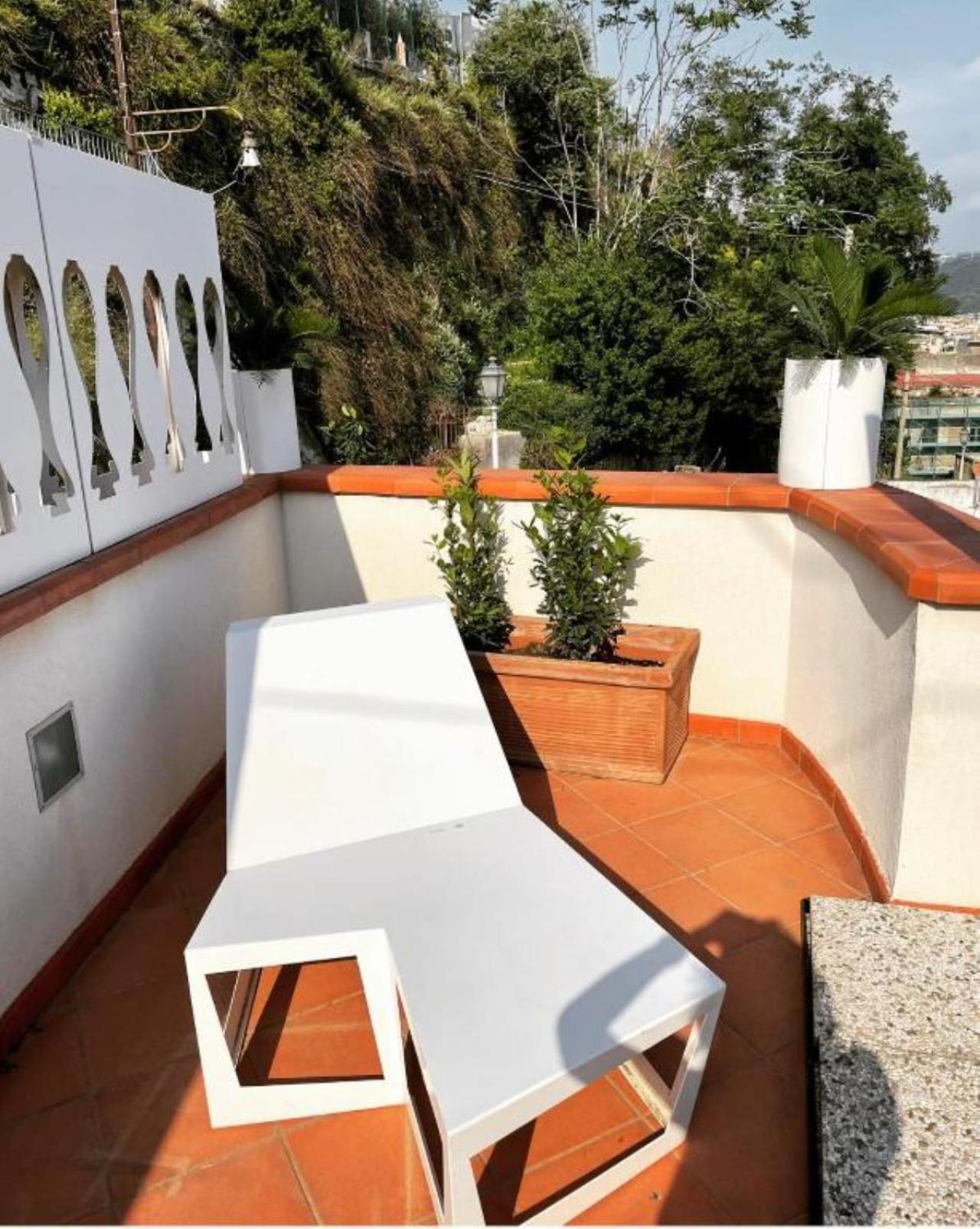 Ti Racconto Il Mare Apartment Salerno Luaran gambar