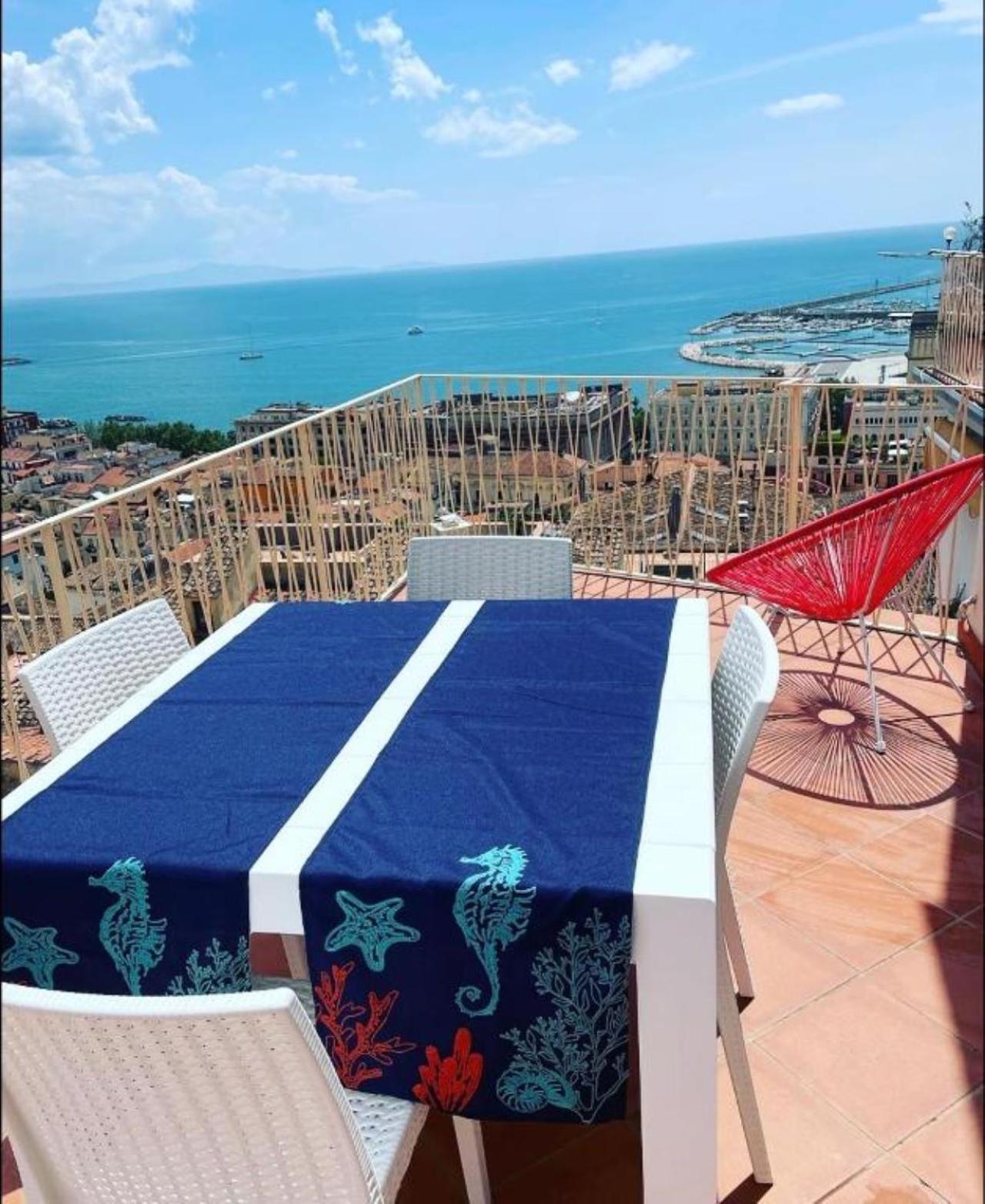 Ti Racconto Il Mare Apartment Salerno Luaran gambar