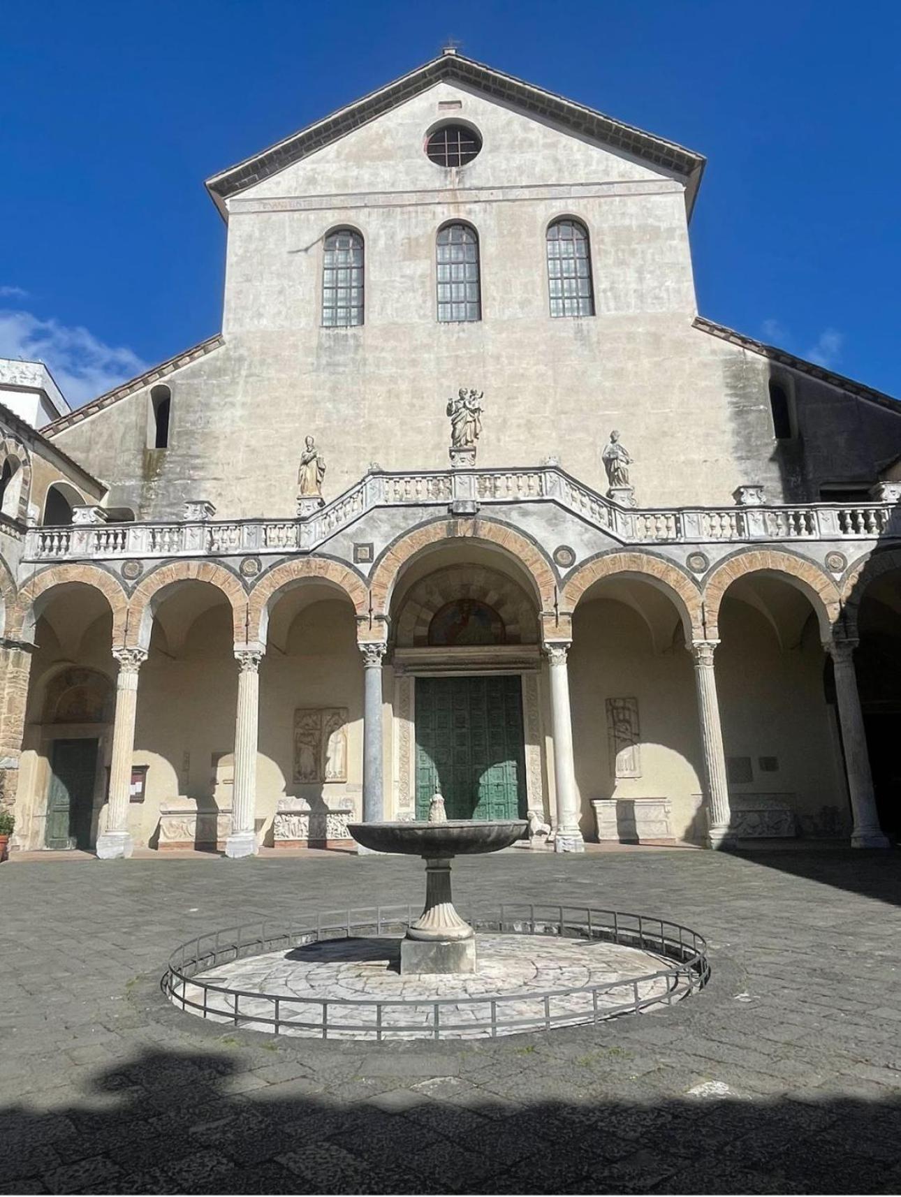 Ti Racconto Il Mare Apartment Salerno Luaran gambar